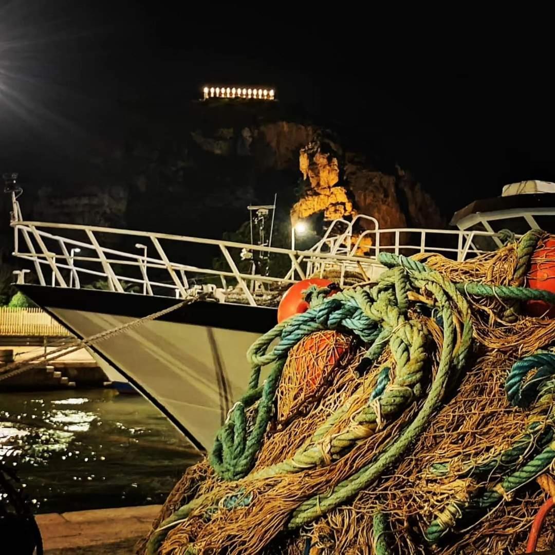 Oniria Suite - 100 Mt Dal Mare Terracina Buitenkant foto