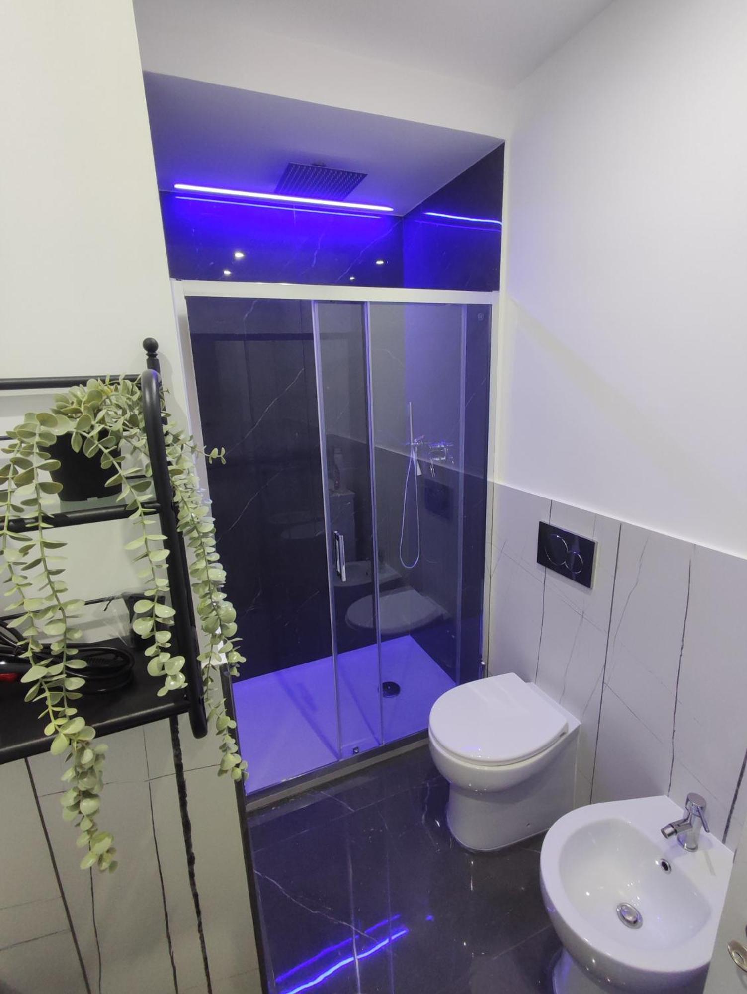 Oniria Suite - 100 Mt Dal Mare Terracina Buitenkant foto